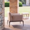Sillón New Joint elegante y cómodo perfecto para exteriores de Fast. Sillones para terrazas.