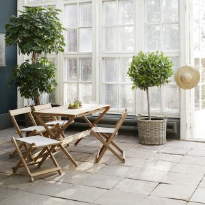 Mesa para exteriores BM3670 de Carl Hansen & Son.