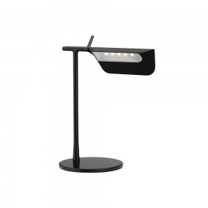 Lámpara hogareña de mesa Tab T de Flos Iluminación. Lámparas elegante.