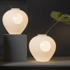 Lámpara moderna Madre de Foscarini. Lámparas de diseño contemporáneo.