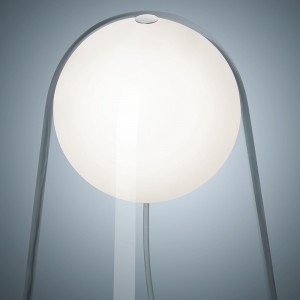 Aplique Satellight de Foscarini. Lámparas minimalista de diseño.
