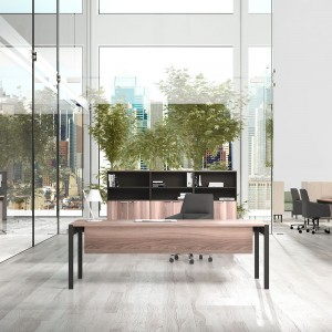 Mesa de oficina rectangular moderna con acabados en metal y madera de ofifran