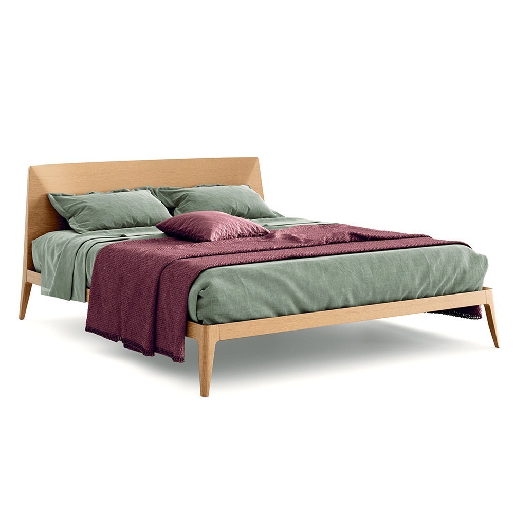 Cama Siri elegante y sofisticada de Novamobili. Camas matrimoniales.  