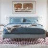 Cama elegante Margot tapizada de Novamobili. Camas matrimoniales modernas.