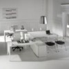 Mesa ejecutiva de oficina perfil bajo moderna con armarios metálicos de Ofifran ofrece grandes acabados y elegancia.