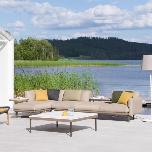 Daybed esquinero para exterior colección Boma de Kettal.