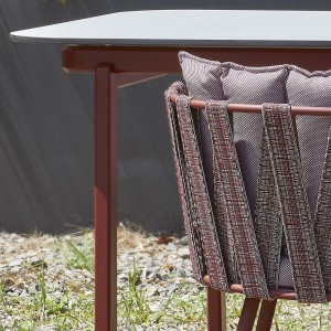 Mesa Anthea. Indecasa. Muebles de exterior