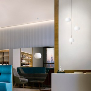 Lámpara suspensión Kushi 16 de Kundalini. Lámparas modernas.