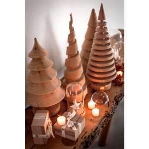 Árbol de navidad espiral progresivo minimalista Riva1920 con un diseño de lujo e italiano que brinda calidez a cualquier lugar