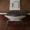 Silla ANT 3 patas fresno coloreado. Fritz Hansen con un diseño moderno de alta calidad.