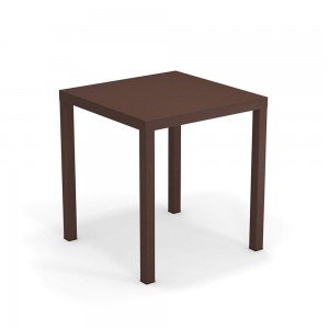 Mesa Cuadrada Nova moderna de Emu. Mesas de diseño.