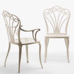 Silla Armonia de diseño cómodo y elegante para espacios exteriores de Fast.