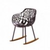 Mecedora Forest Iroko de Fast con gran diseño moderno y elegante de Fast.