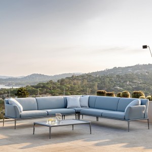 Mesa auxiliar New Joint de Fast. Mesas cuadradas o rectagulares ideal para exteriores.