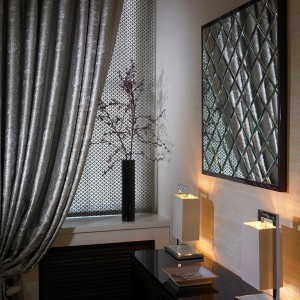 Lámpara sobremesa Audrey TA de Contardi con diseño elegante, vanguardista y moderno.