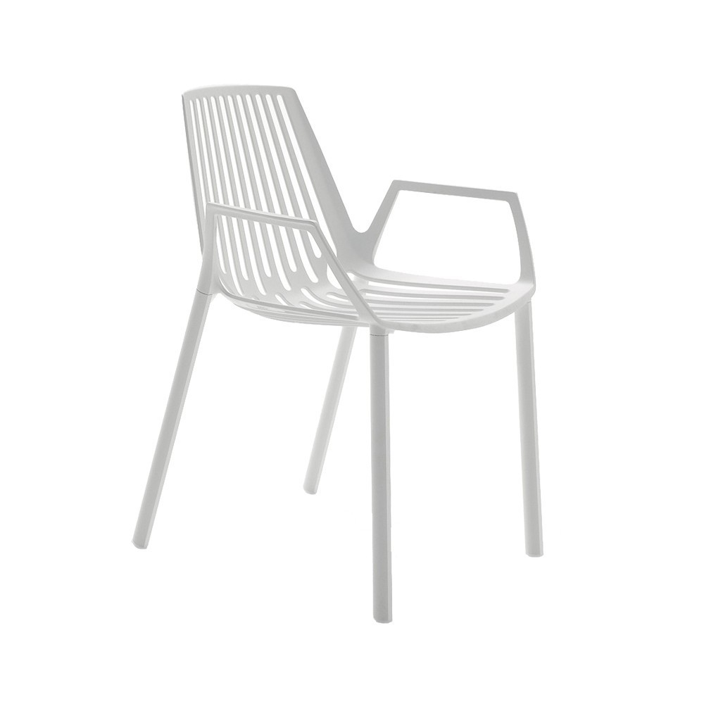 Sillón Rion de Fast. Sillones cómodos y elegantes perfecto para espacios exteriores de Fast.