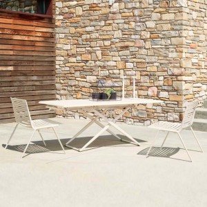 Mesa Zebra Regulable de Exterior Resistente a Todas las Estaciones catalogo Fast.