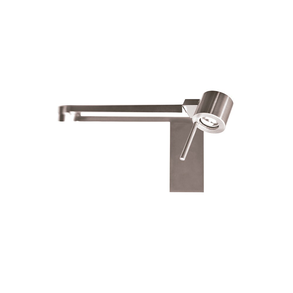 Lámpara de pared  Manhattan de Contardi ideal para la cabecera de la cama.