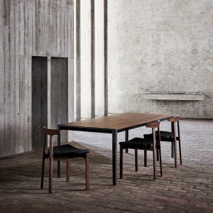 Silla Torii de Bensen con un diseño moderno y elegante de grandes acabados.