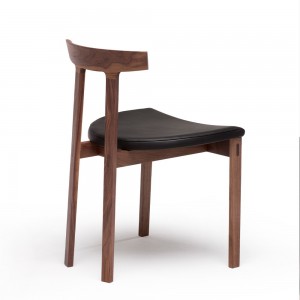 Silla Torii de Bensen con un diseño moderno y elegante de grandes acabados.