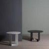 Mesa auxiliar Reflex moderna para espacios interiores de Kendo.