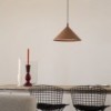 Lámpara suspensión Cono elegante y perfecta para comedores de Martinelli Luce.