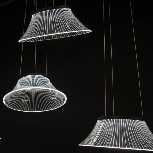 Lámpara suspensión Plissè  perfecta para estancias interiores de Martinelli Luce.
