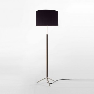 Lámpara pie de salón G2 1963 de Santa & Cole. Lámparas de diseño moderno.