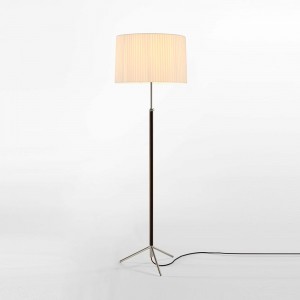 Lámpara pie de salón G2 1963 de Santa & Cole. Lámparas de diseño moderno.