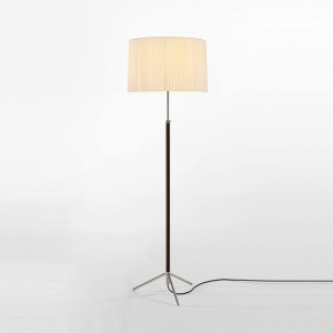 Lámpara pie de salón G2 1963 de Santa & Cole. Lámparas de diseño moderno.