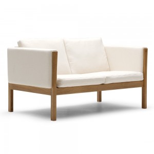 Sofá CH162 en piel de Carl Hansen and Son. Sofás de diseño moderno.   