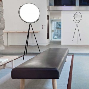 Lámpara de aluminio de pie Superloon de Flos Iluminación. Lámparas minimalistas.