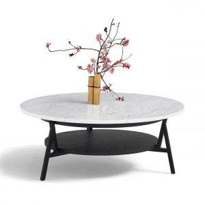 Mesita auxiliar Cradle de Arflex. Mesas de diseño italiano.