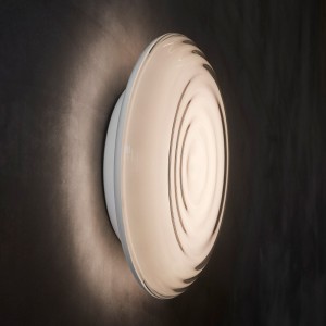 Lámpara danesa Ripls novedad de Louis Poulsen.