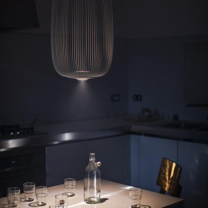 Lámpara de suspensión Spokes 1 de Foscarini. Lámparas de diseño moderno.