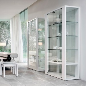 Vitrina Aurora de Tonin casa. Muebles modernos de hogar.