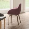 Sillón Gavia de Ozzio design. Estructura en madera y tapizado en piel, ecopiel o terciopelo.