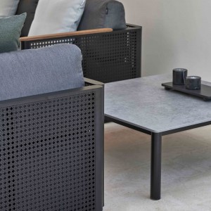 Mesa baja Bosc de Gandia Blasco. Diseño moderno para jardines y terrazas.