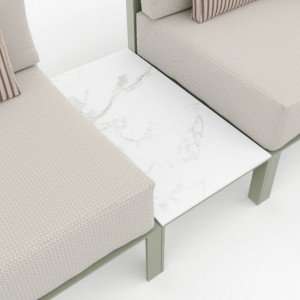 Mesa auxiliar de diseño Solanas para exterior de Gandia Blasco. Mesas modernas.