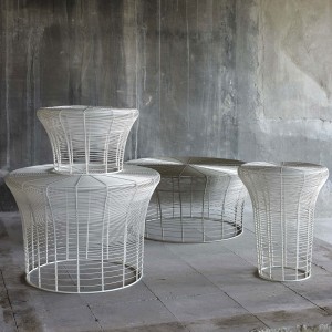 Mesa baja Aram Outdoor de diseño para jardín o terraza de Gandia Blasco.