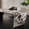 Escritorio de diseño Nasdaq de Cattelan Italia.  Escritorio elegante