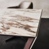 Escritorio de diseño Nasdaq de Cattelan Italia.  Escritorio elegante