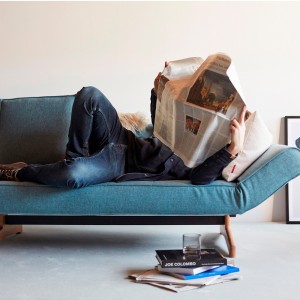 Sofá cama individual Ghia Wood de diseño para oficina de Innovation Living.