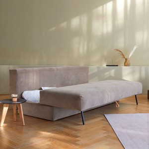 Sofá cama matrimonio de diseño Osvald para oficina de Innovation Living.