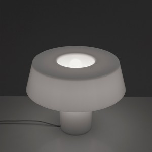 Lámpara sobremesa Amami de Danese Milano. Lámparas modernas.