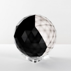 Lámpara sobremesa Huara Artemide con diseño tipo esfera, moderno y elegante.