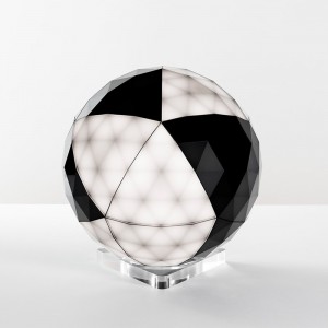 Lámpara sobremesa Huara Artemide con diseño tipo esfera, moderno y elegante.