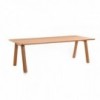 Mesa Tran Tran de B-Line.  Mesas, sillas, poufs de exterior e interior.