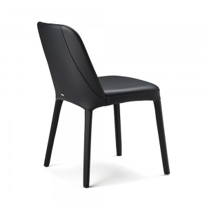 Silla Wilma de Cattelan Italia. Silla de acero tapizada. Sillas de diseño.