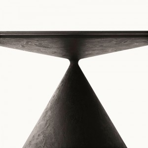 Mesa de diseño Clay Concrete de Desalto. Mesa para comedor de diseño italiano.